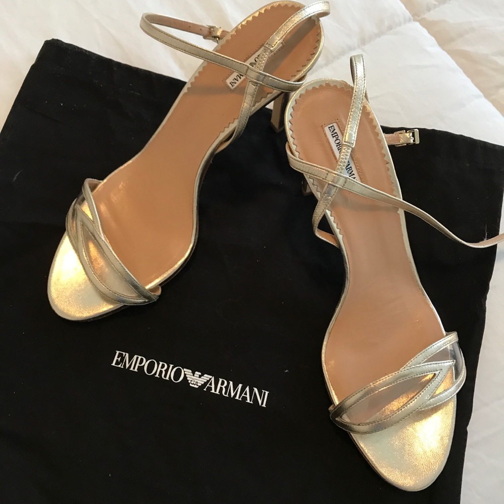 BRAND NEW Armani gold heels